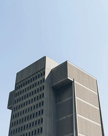 Contemporary residence exterior
