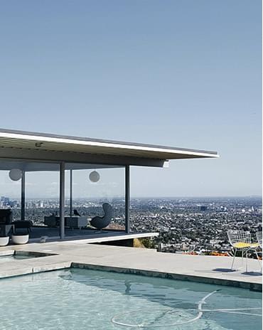 Concrete and glass structure